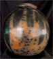 Vaso sferico in terra rossa