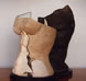 <b>Frammenti</b><br>
 Terra bianca e nera con interventi in gesso